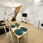 Feriehus Traditional Suburbs Maisonette *