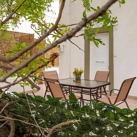 Ferienhaus Traditional Suburbs Maisonette *