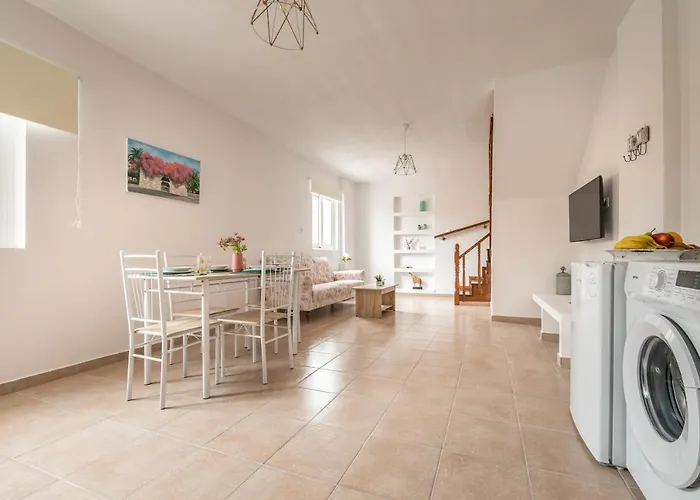 Traditional Suburbs Maisonette *