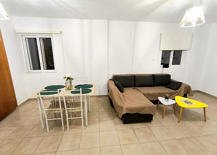 Ferienhaus Traditional Suburbs Maisonette